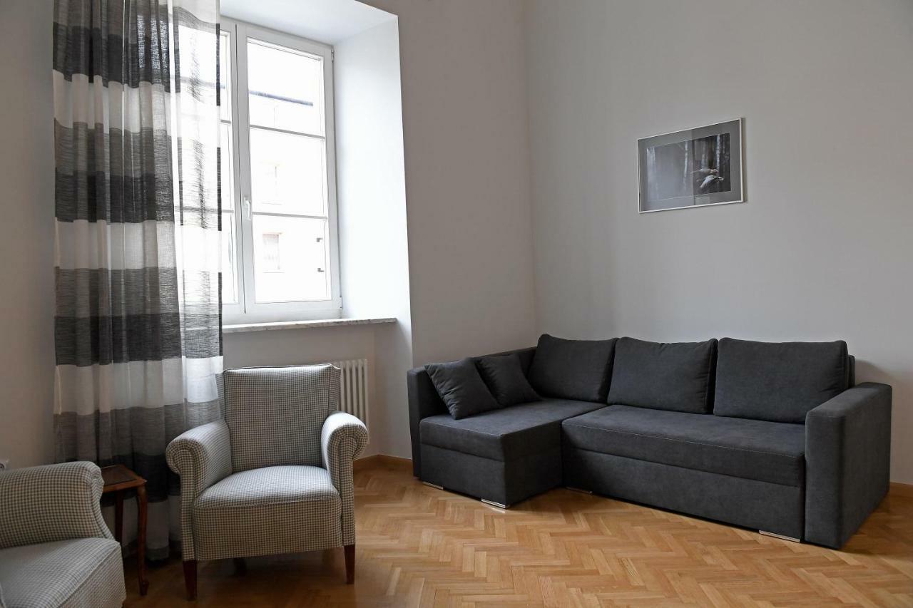 APARTAMENT na DLUGIEJ Warszawa Zewnętrze zdjęcie
