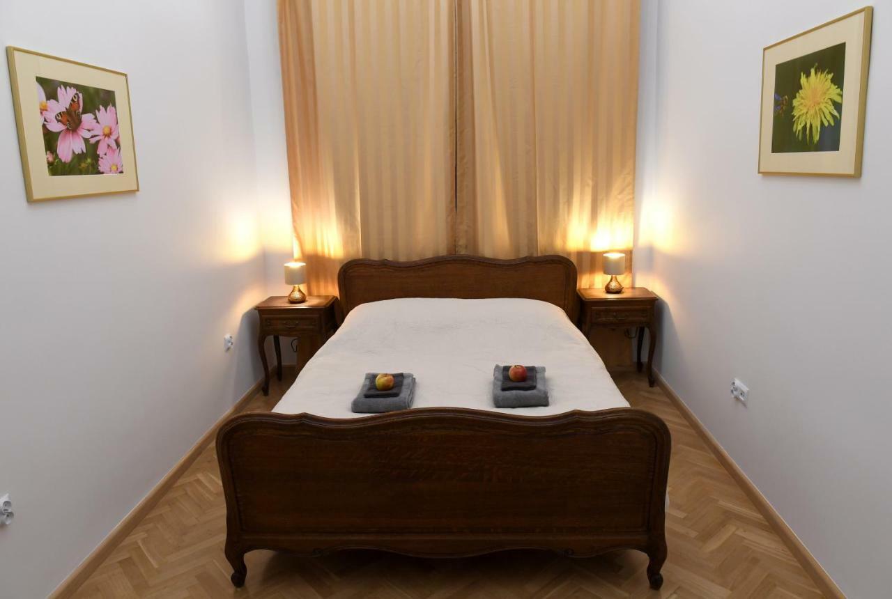 APARTAMENT na DLUGIEJ Warszawa Zewnętrze zdjęcie